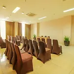 Collection O 17 Hotel Btc Bandung
