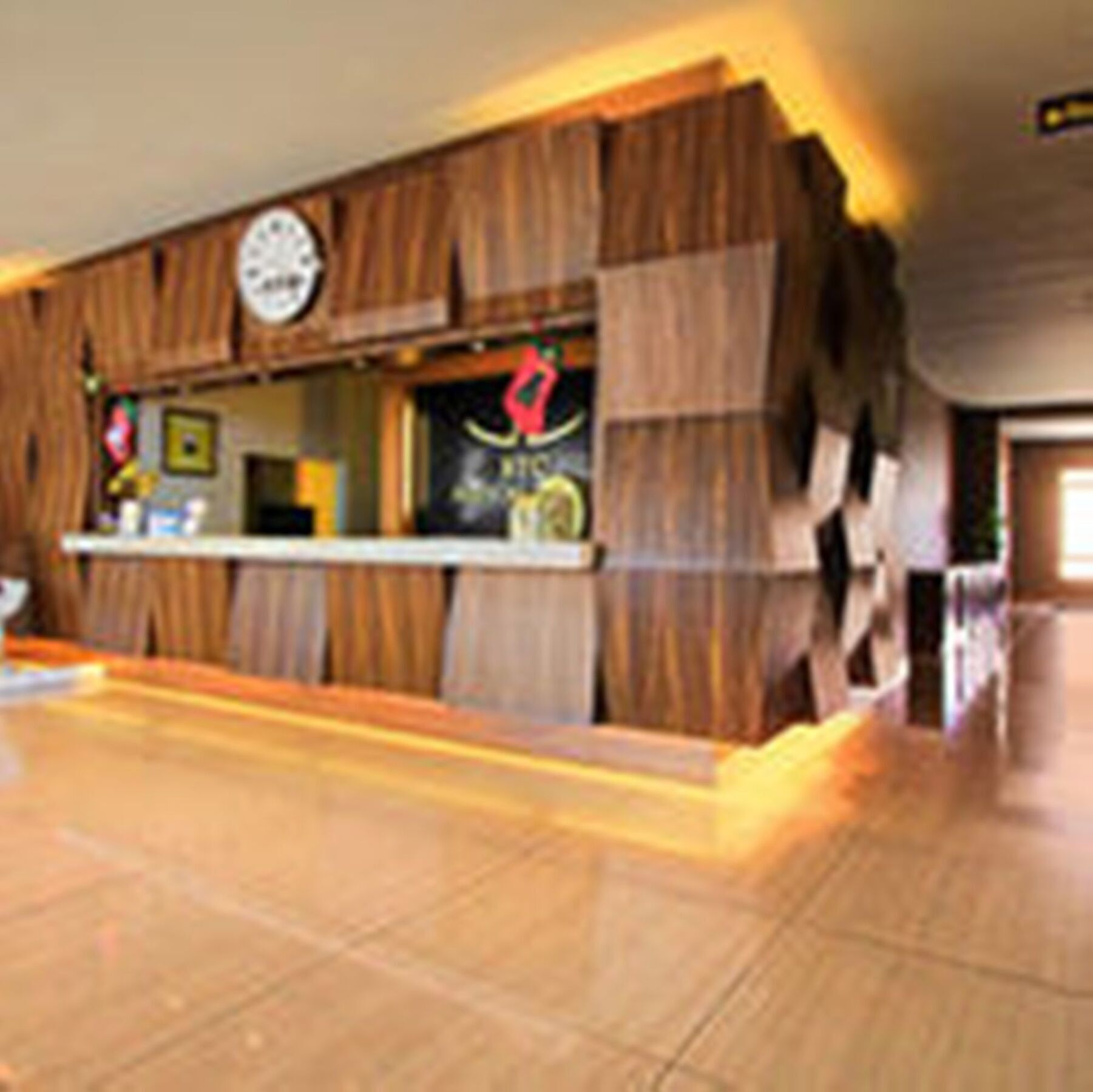 Collection O 17 Btc Hotel 2*